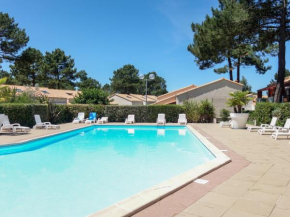 Гостиница Holiday Home Le Hameau de Talaris-4  Ле-Мат